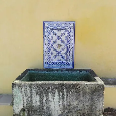 Quinta Dos Capuchos Casa Da Adega * Alcobaça