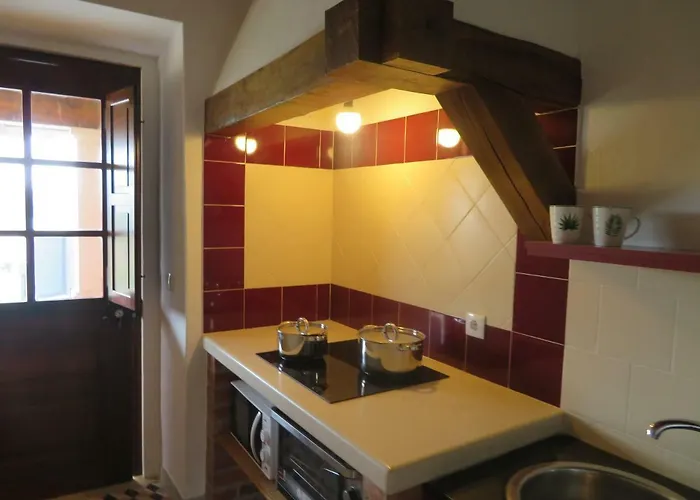 Quinta Dos Capuchos Casa Da Adega אלקובאקה